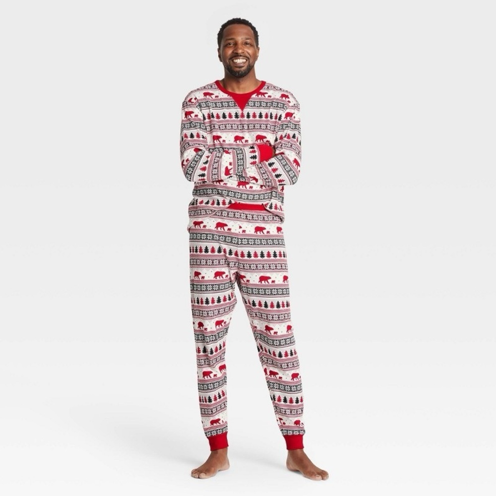Wondershop Festive Red and White Mens Christmas Holiday Pajama Set Size S Small